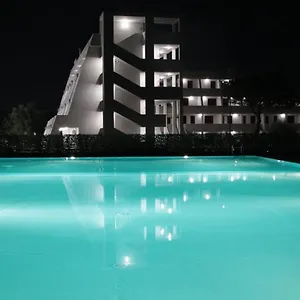  Aparthotel Raffaello Family